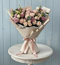 Букет цветов из:  Розы и Лизиантусы в Сычёво