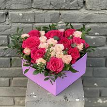 Цветочная композиция из Розы в коробке #REPLACE_PRED# Сычёво