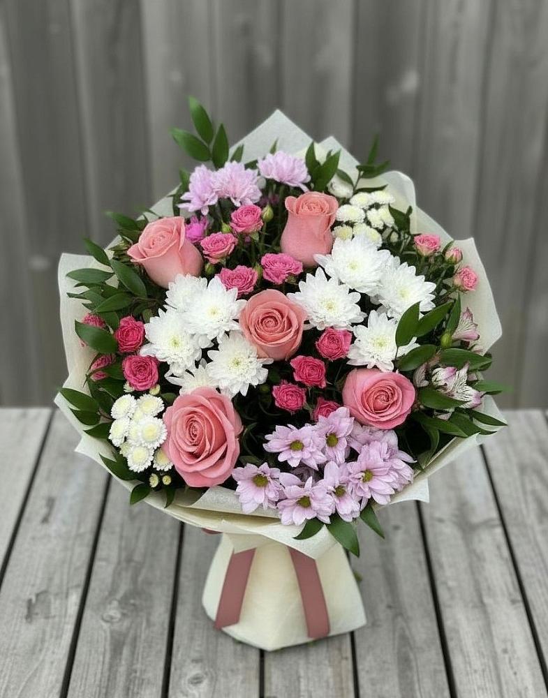 Букет цветов из: Альстромерии, Гвоздики, Розы и Хризантемы в Сычёво