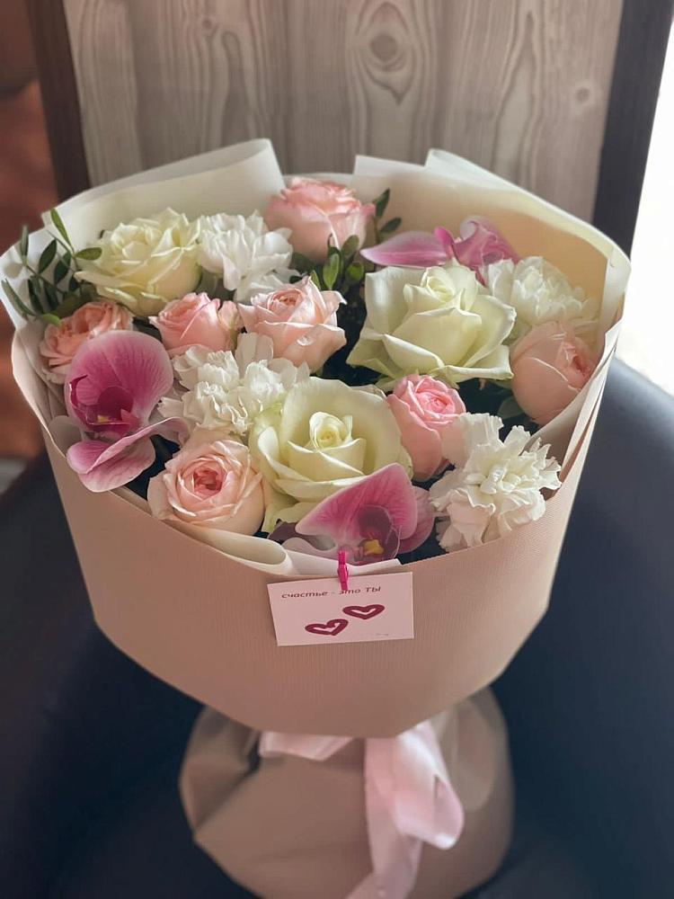 Букет цветов из: Орхидеи, Розы и Гвоздики в Сычёво