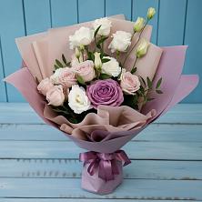Букет цветов из:  Розы и Лизиантусы в Сычёво