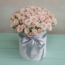 Цветочная композиция из Розы в шляпной коробке в Сычёво