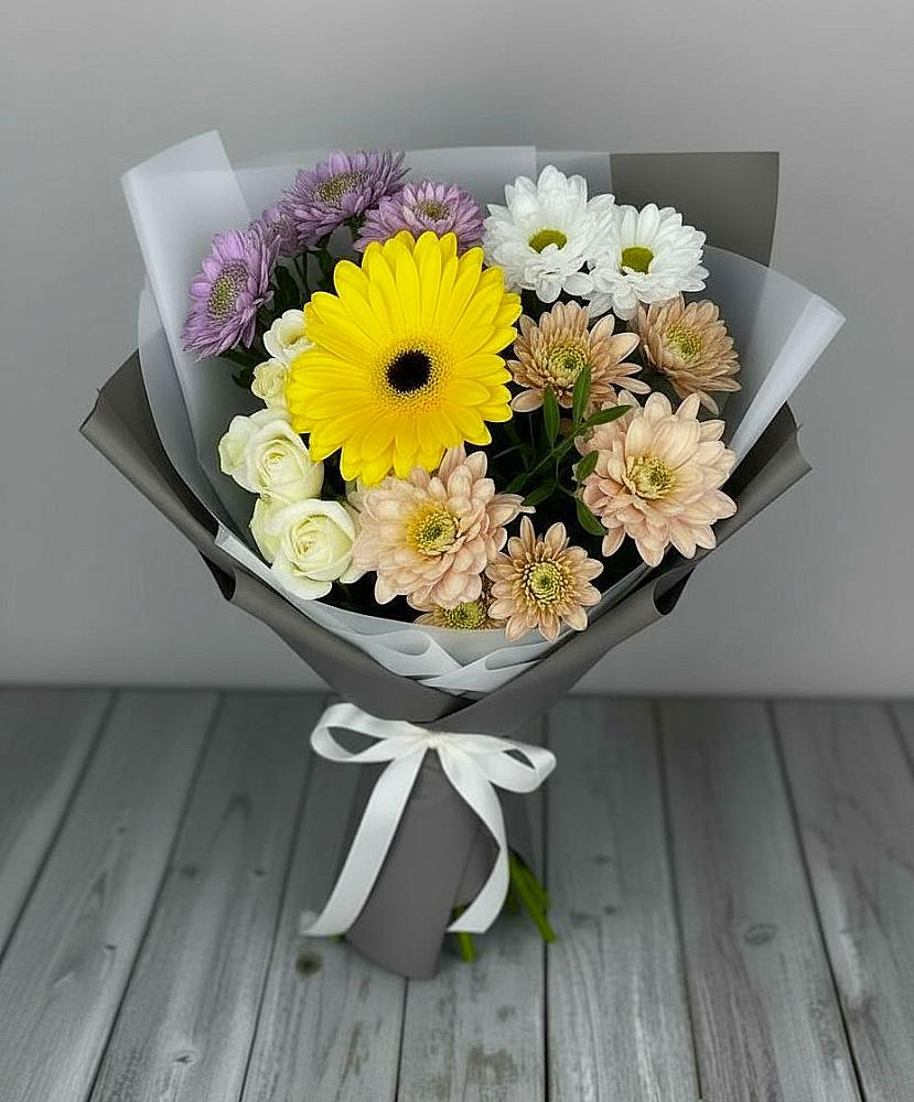 Букет цветов из: Розы, Герберы и Хризантемы в Сычёво