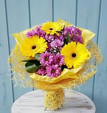 Букет цветов из:  Хризантемы и Герберы в Сычёво