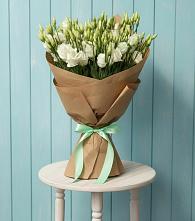 Букет цветов из:  Лизиантусы в Сычёво