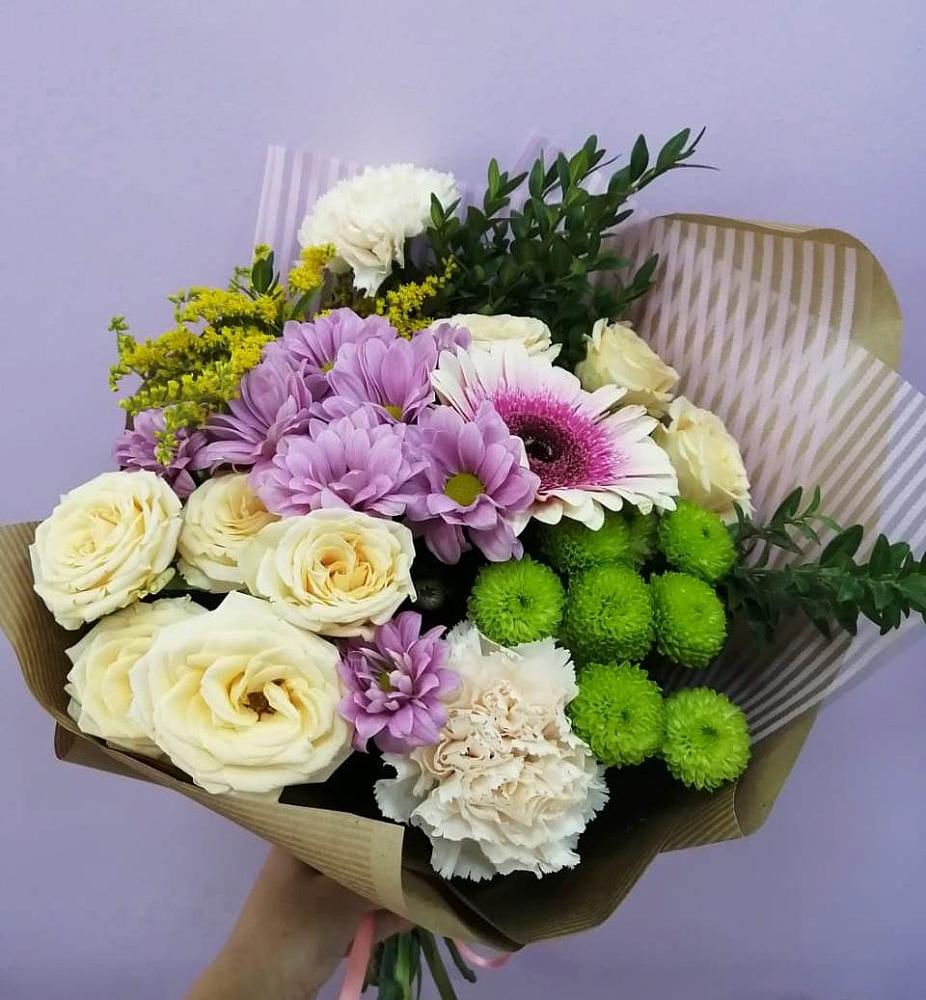 Букет цветов из: Хризантемы, Розы, Гвоздики и Герберы в Сычёво