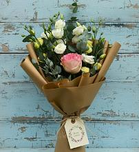Букет цветов из:  Розы и Лизиантусы в Сычёво