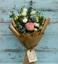 Букет цветов из:  Розы и Лизиантусы в Сычёво