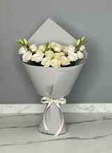 Букет цветов из:  Розы и Лизиантусы #REPLACE_PRED# Сычёво